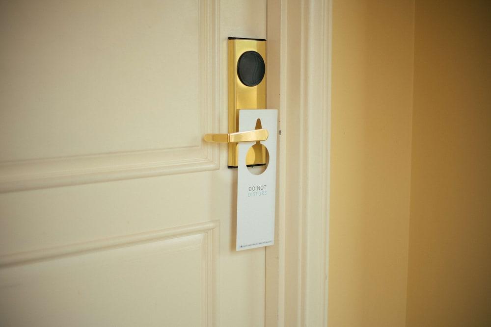 Hilton Lake Las Vegas Resort and Spa