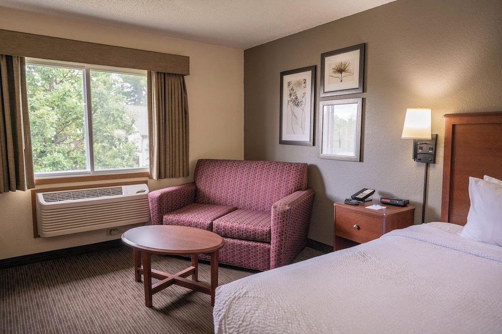 AmericInn by Wyndham Red Wing