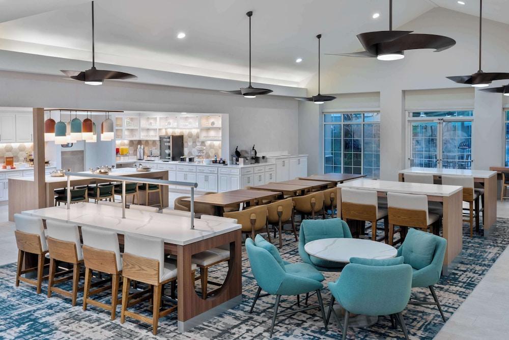 Homewood Suites By Hilton Orlando-Nearest Universal Studios