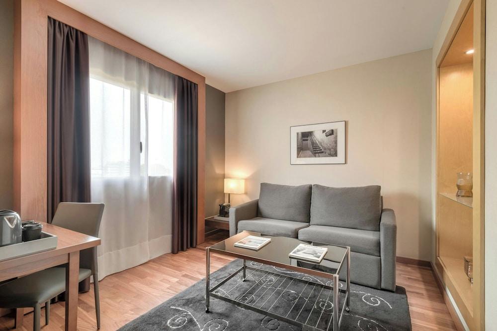 AC Hotel Sevilla Fórum by Marriott