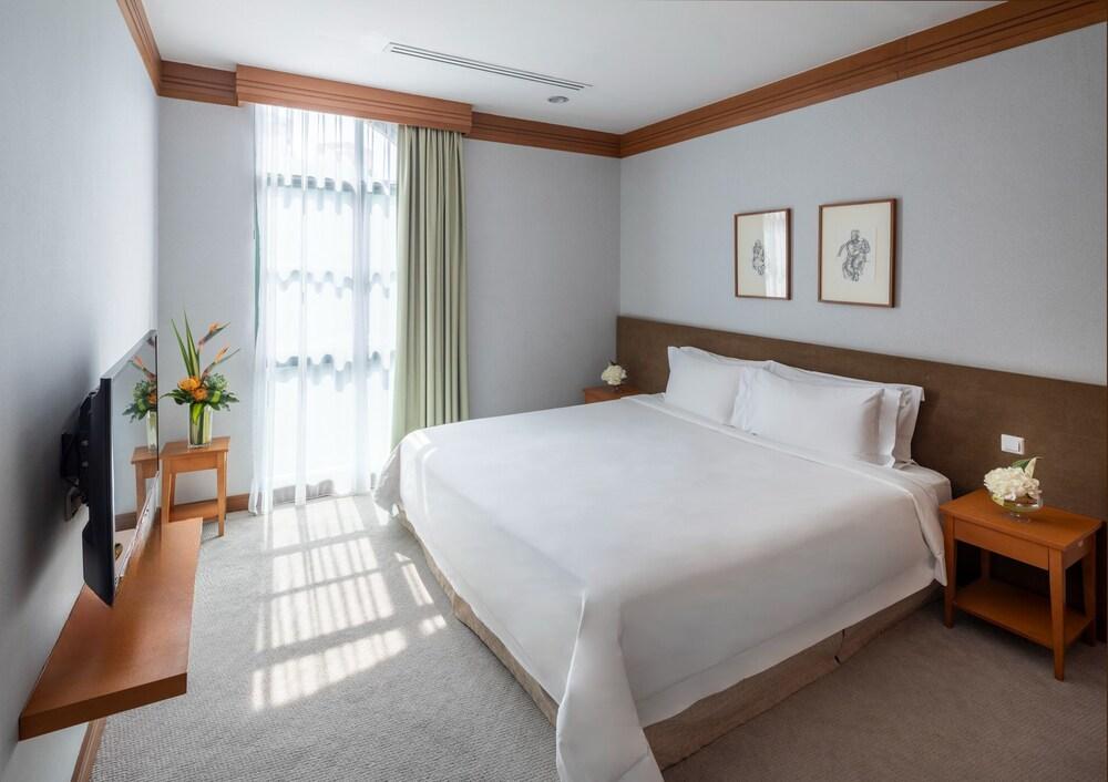 Fraser Place Robertson Walk, Singapore