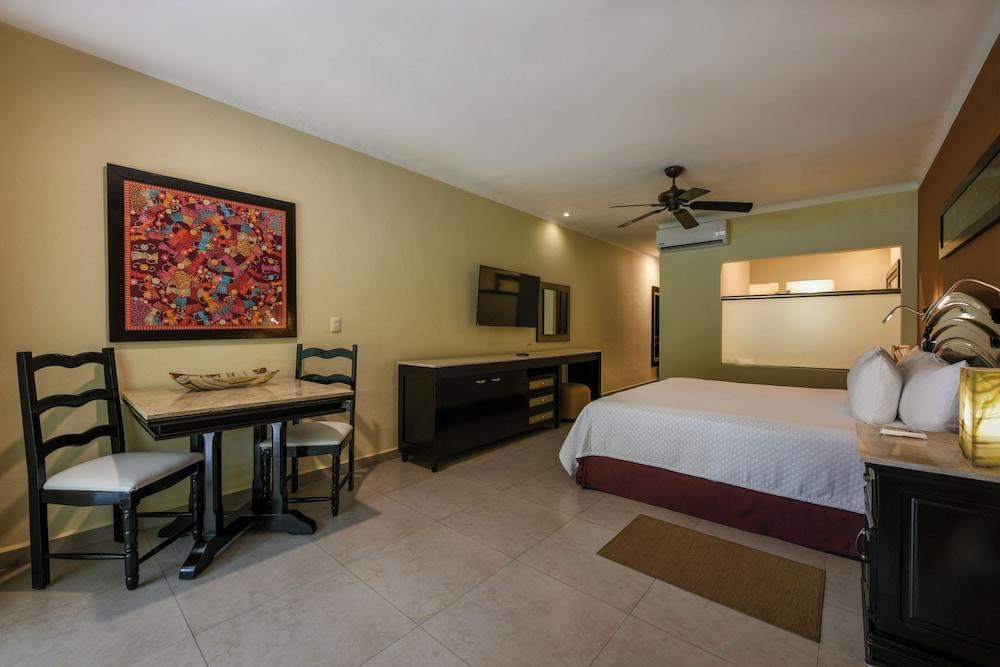 El Dorado Royale, Catamaran, Cenote, All & More Inclusive Adults Only