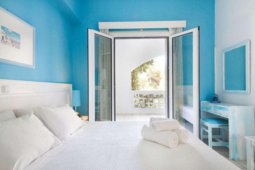 Daphne's Club Hotel Apartments