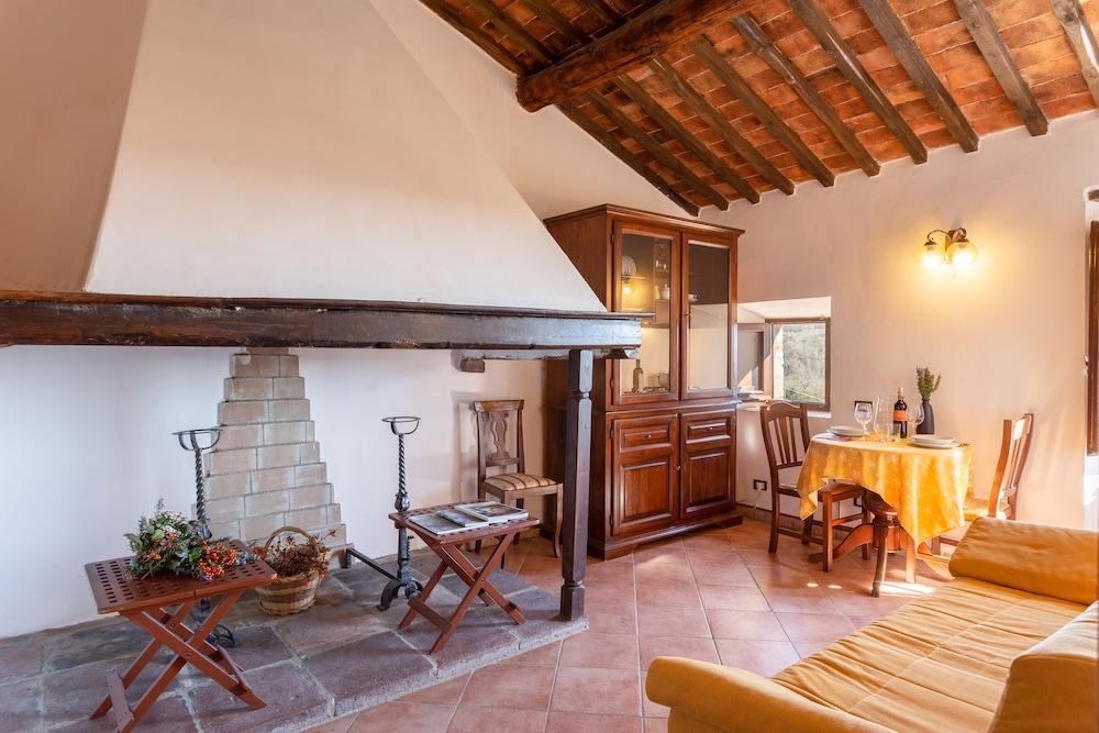 Hotel Casafrassi Wine Resort