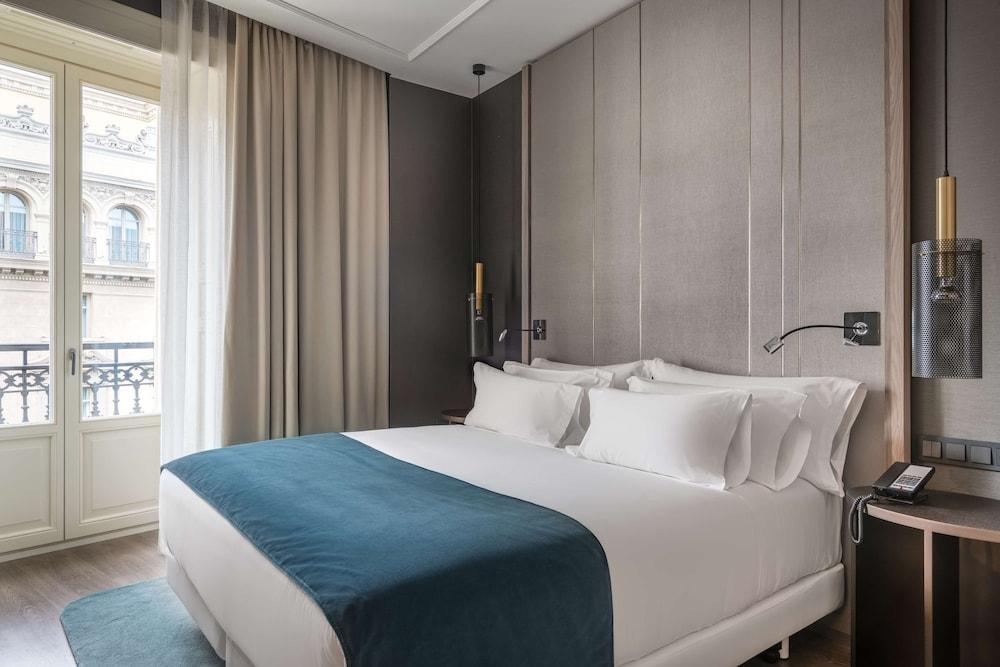 NH Collection Madrid Gran Vía