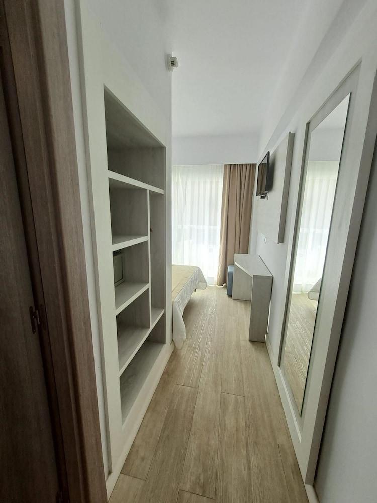 Hotel BelleVue Vistanova