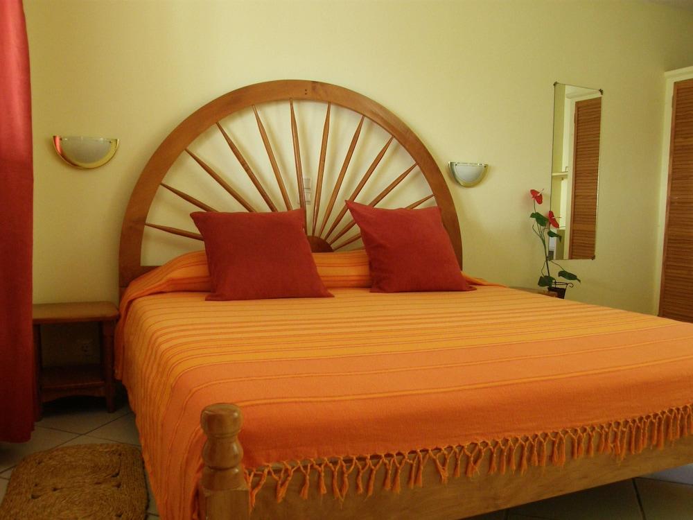 Tamarind Tree Hotel and Restaurant