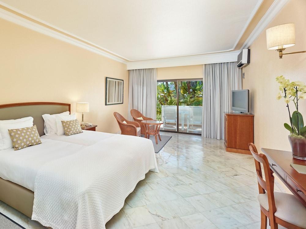 Ria Park Garden Hotel