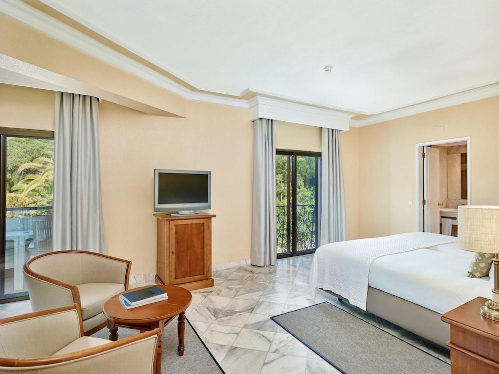 Ria Park Garden Hotel