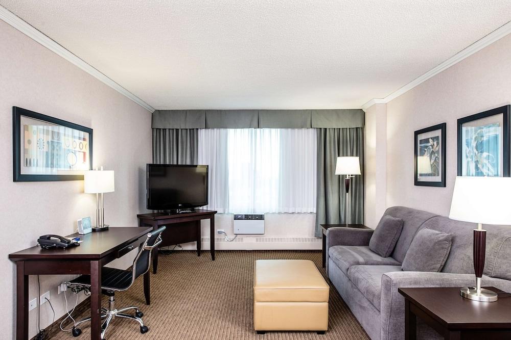 Campus Tower Suite Hotel