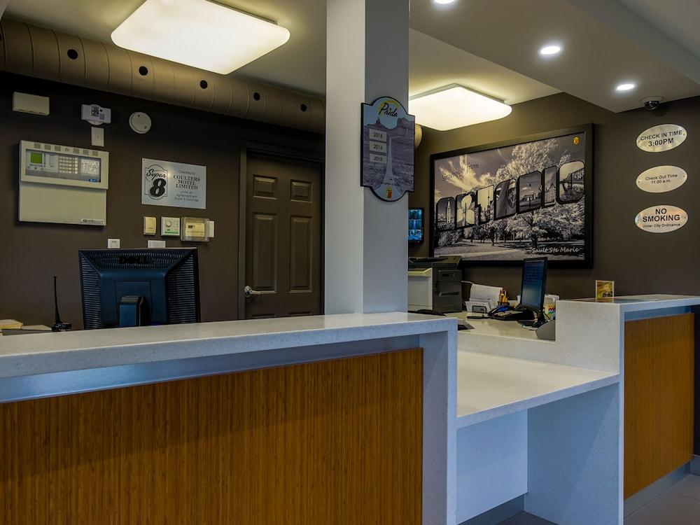 Super 8 by Wyndham Sault Ste Marie On