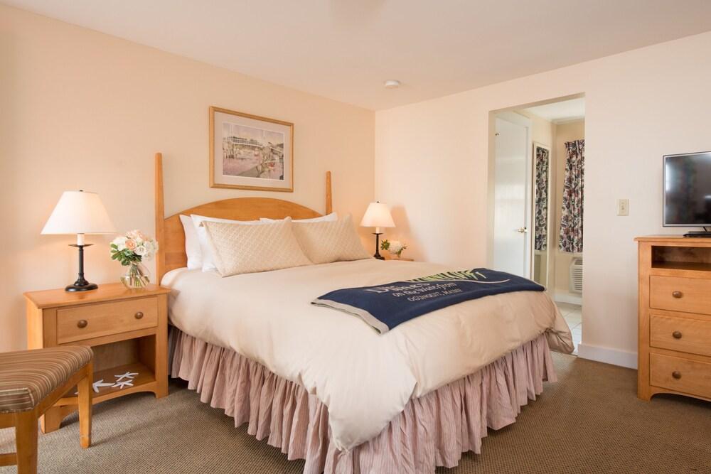 Dunes on the Waterfront