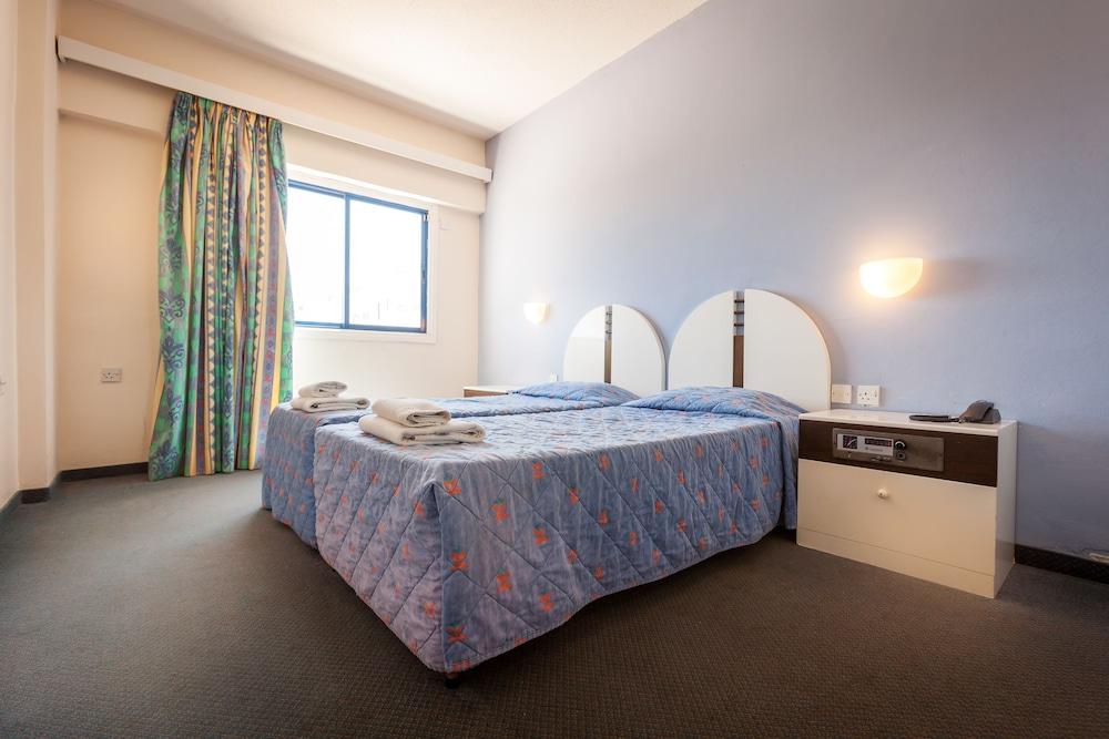 Crown Resorts Elamaris