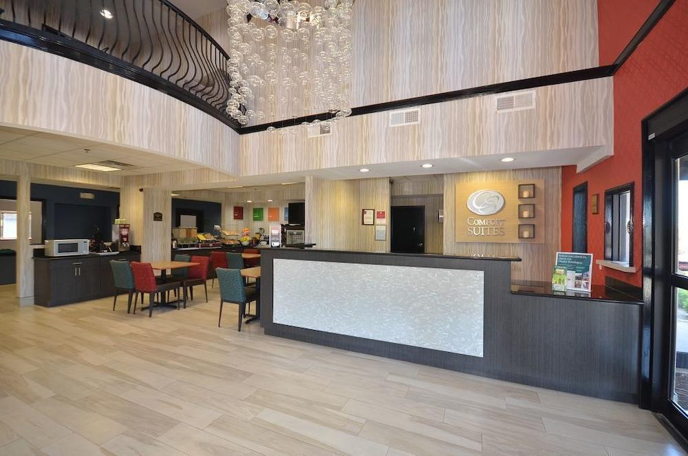 Comfort Suites Fairgrounds West