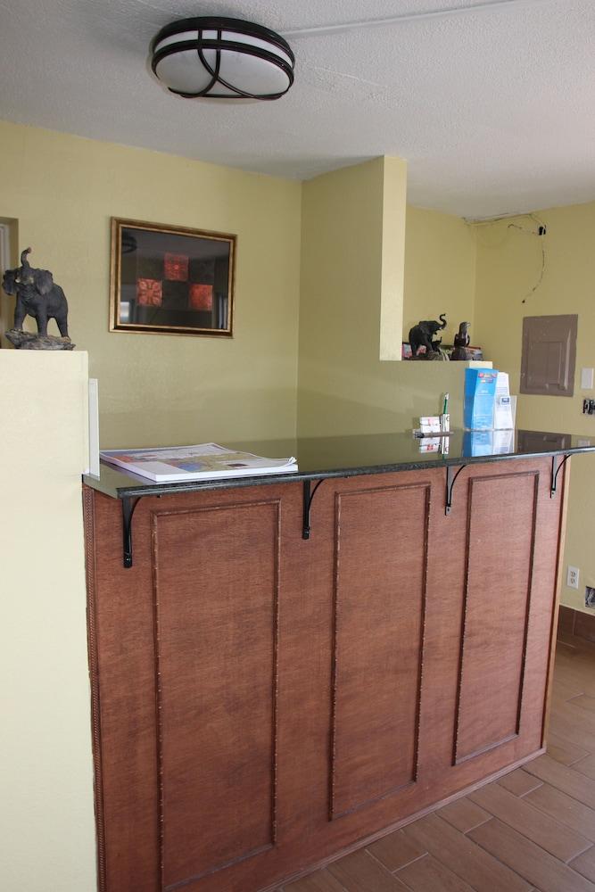 Red Carpet Inn Niagara Falls