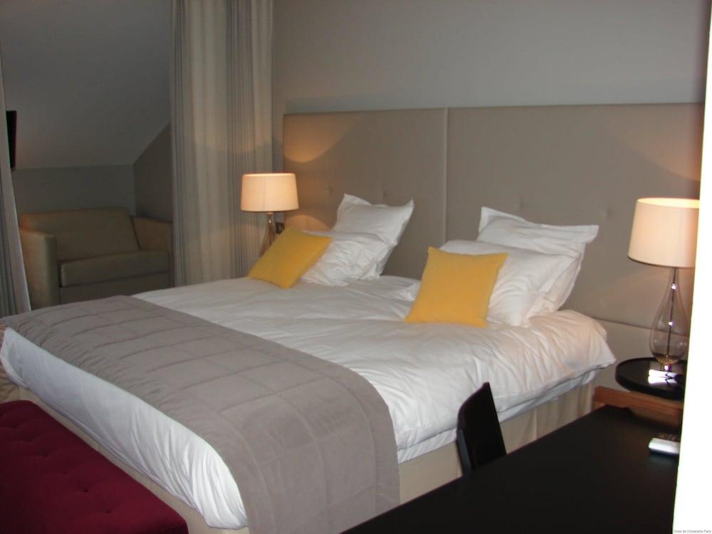 Hotel De L'Universite