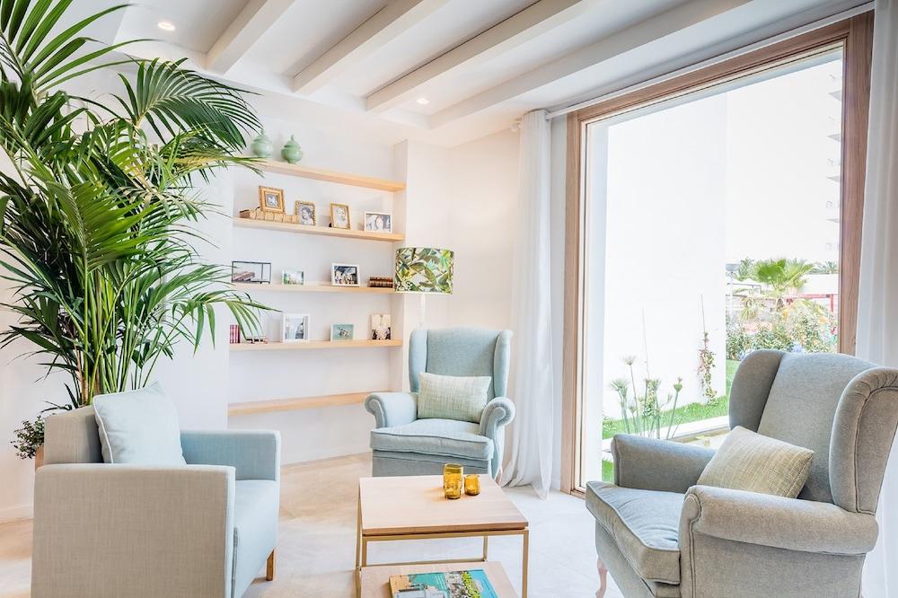 Myseahouse Hotel Flamingo - Adults Only