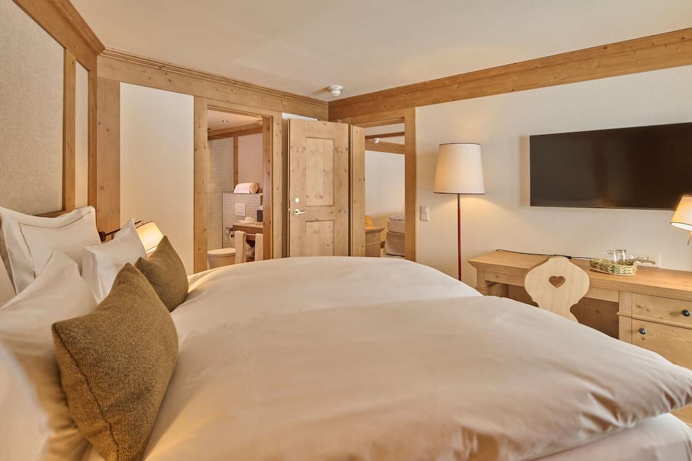 The Glacier Hotel (ex Eurotel Victoria)