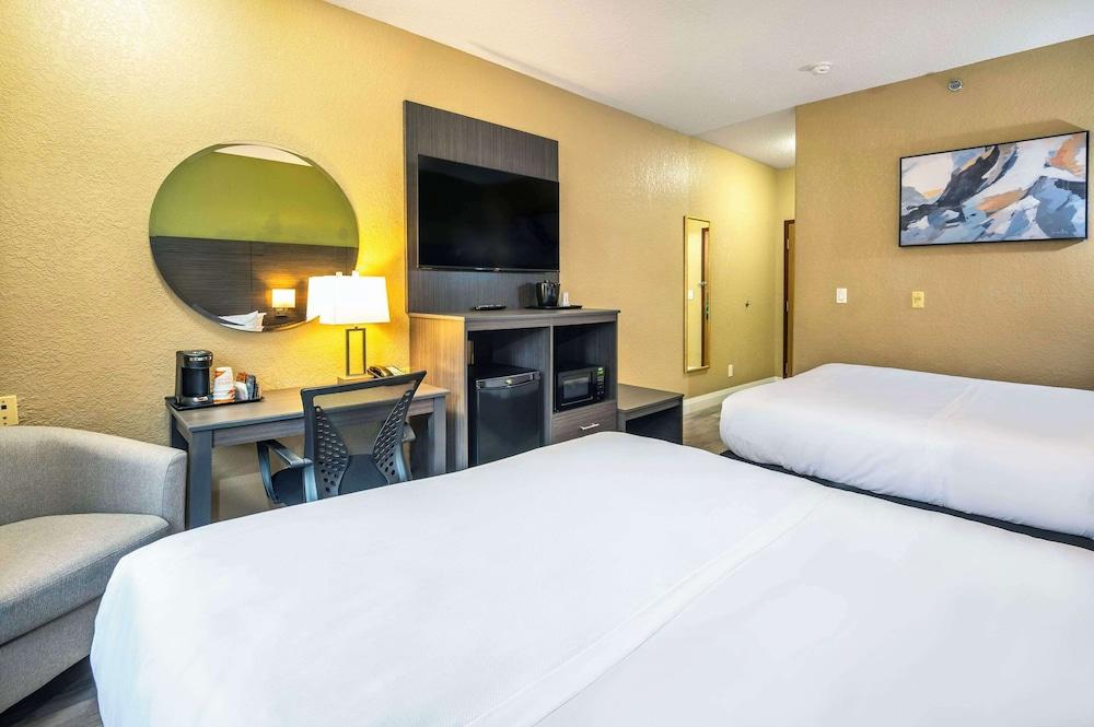 Quality Inn & Suites