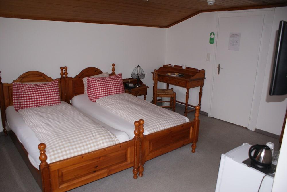 Hotel Bären - The Bear Inn