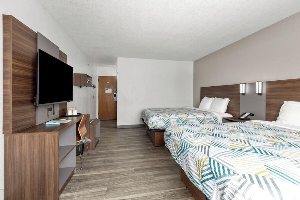 Motel 6 Grand Rapids, MI - Northeast