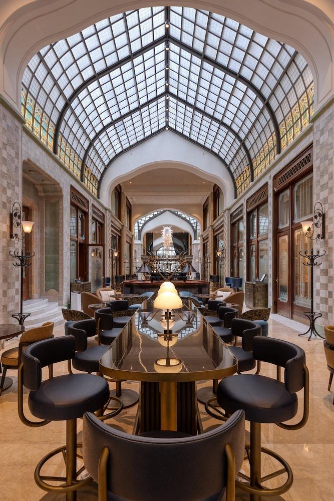 Four Seasons Gresham Palace