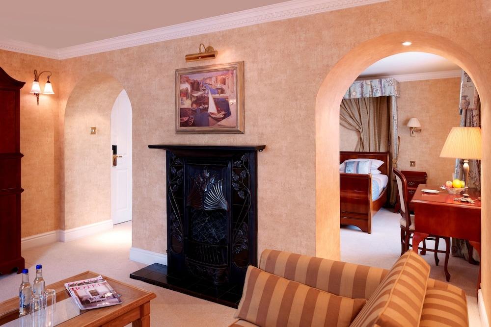 Marygreen Manor Hotel