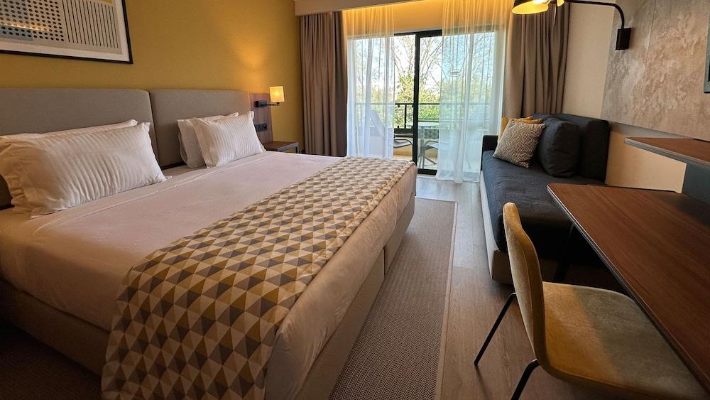 Holiday Inn Algarve Albufeira by IHG