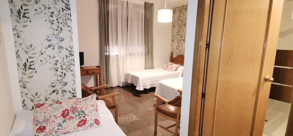 Hotel Corona de Atarfe