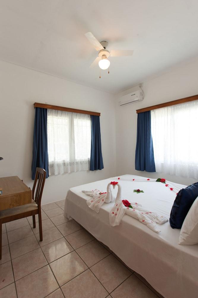 Le Relax St. Joseph Guest House