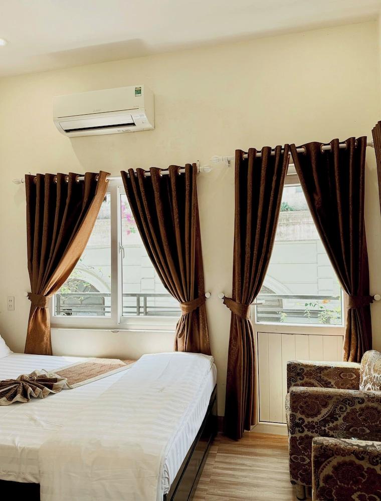 Canary Boutique Hotel