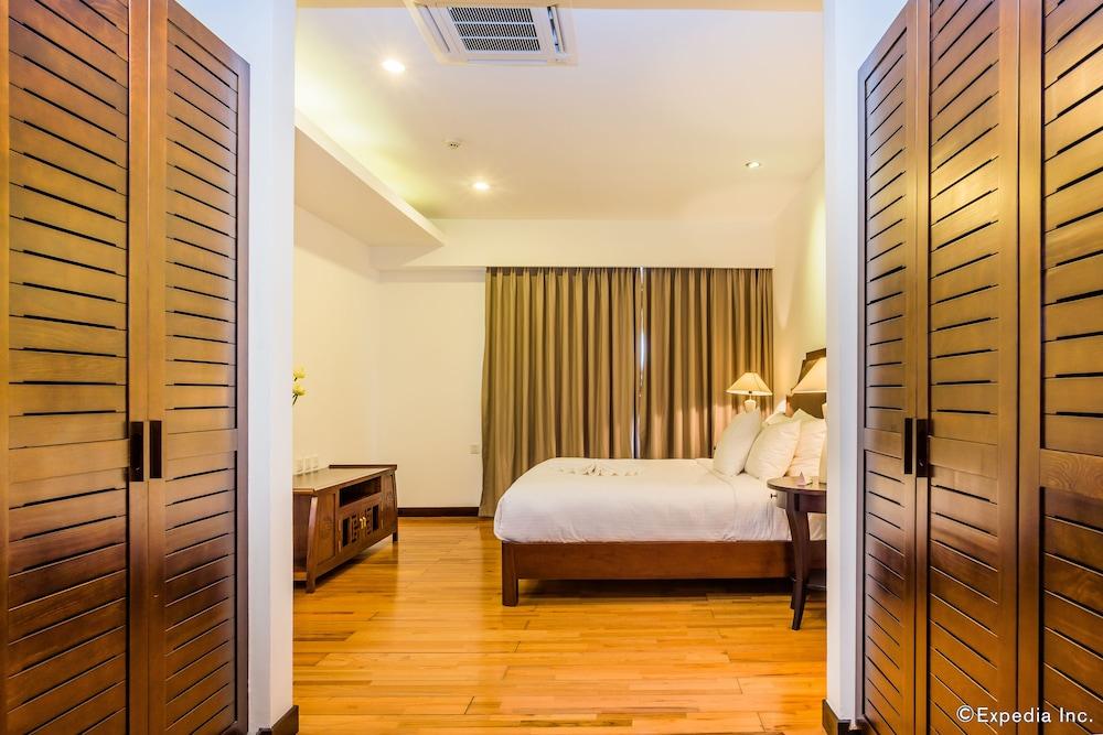 Elegant Suites Westlake