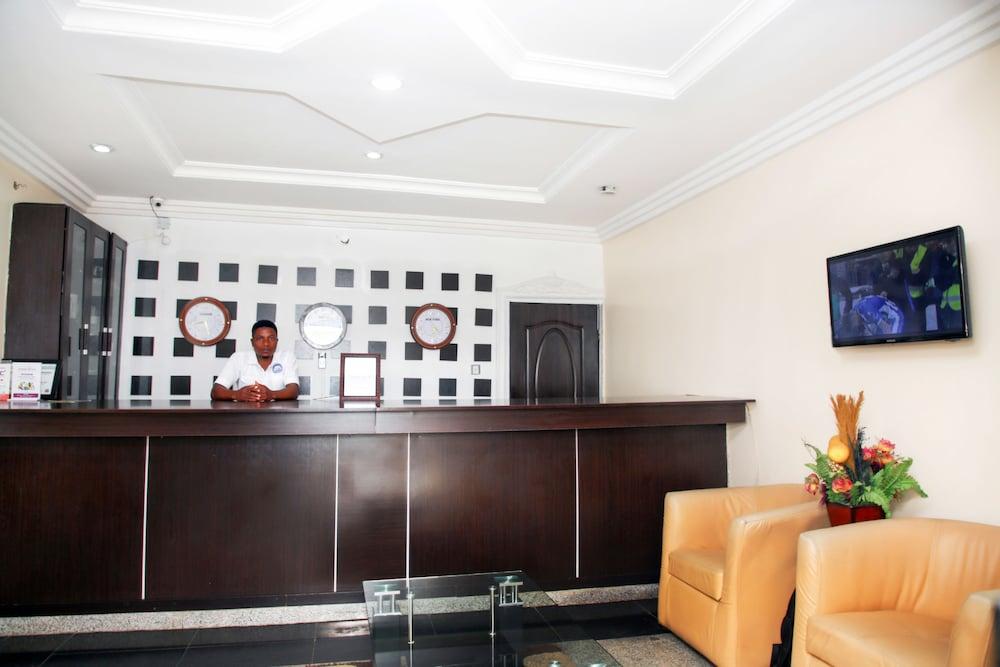 Western Dreams Hotel