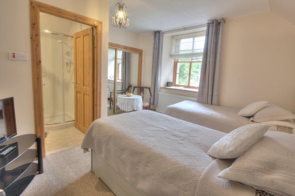 Glasdair Bed & Breakfast