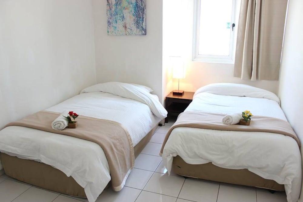 Nautilus Bay Home Inn