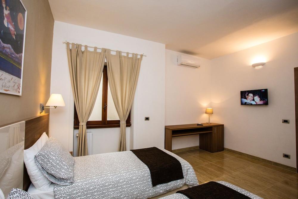 Trastevere's Friends