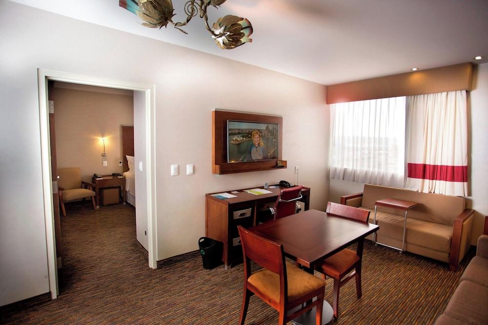 Four Points By Sheraton Queretaro Norte