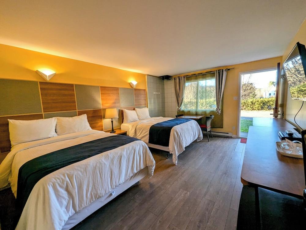 Motel des Pentes et Suites