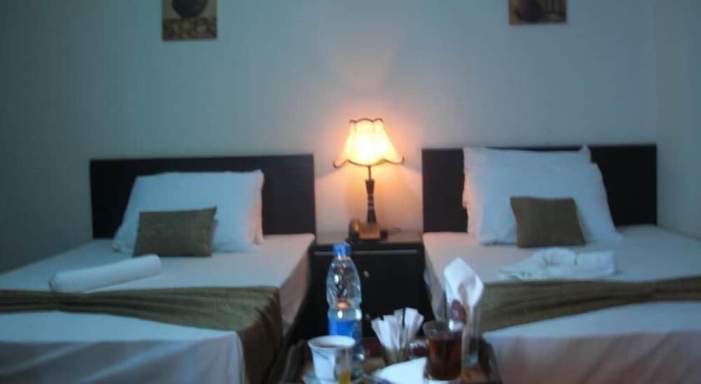 Cairo plaza Guest House