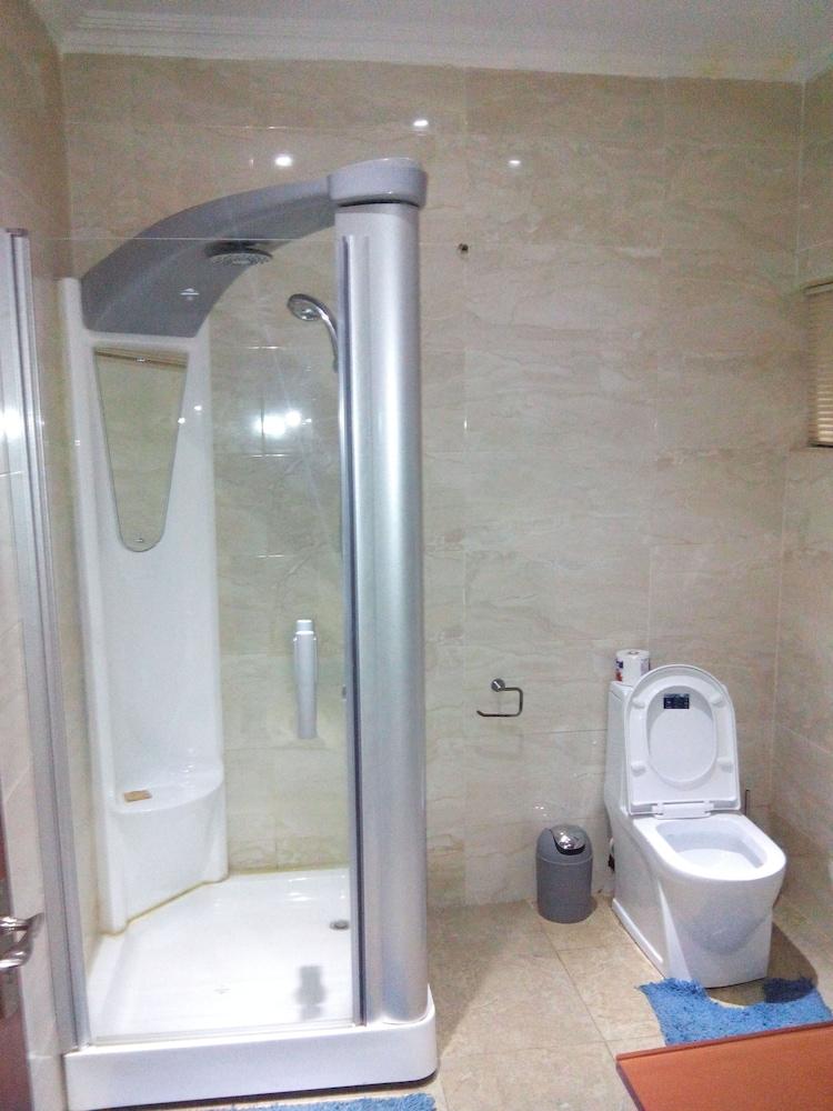 Marshal Suites Luxury Apartments