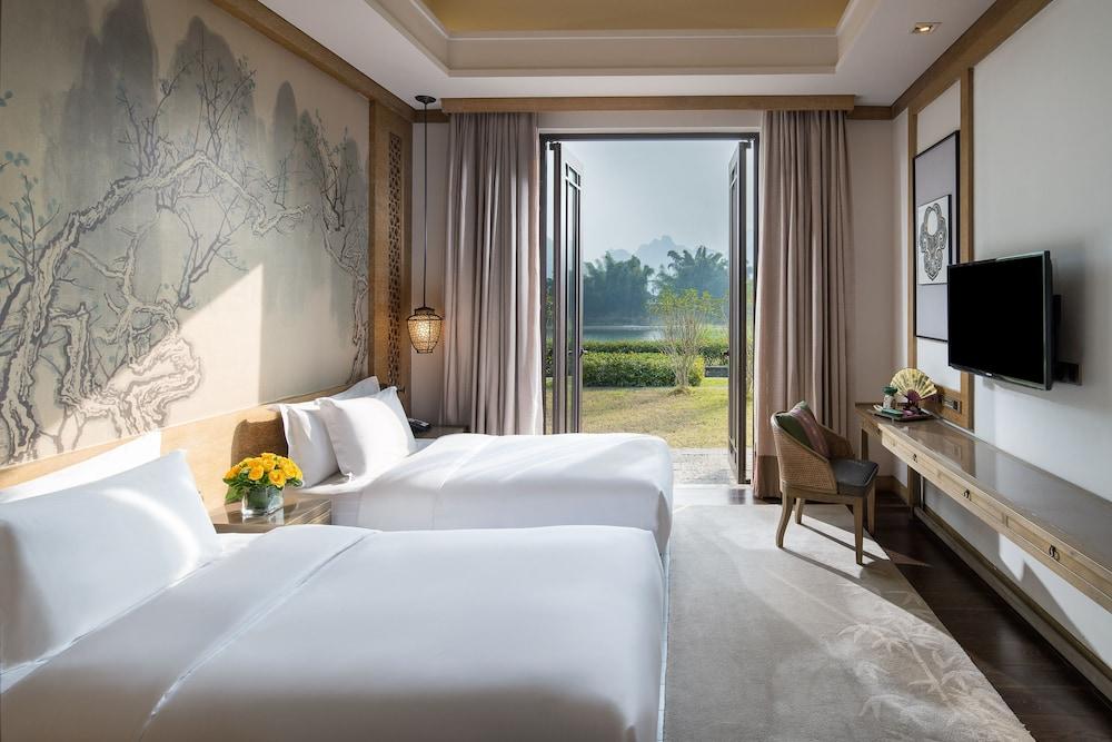 Banyan Tree Yangshuo