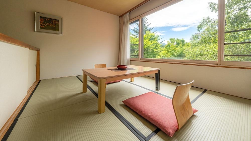 Okunikko Konishi Hotel