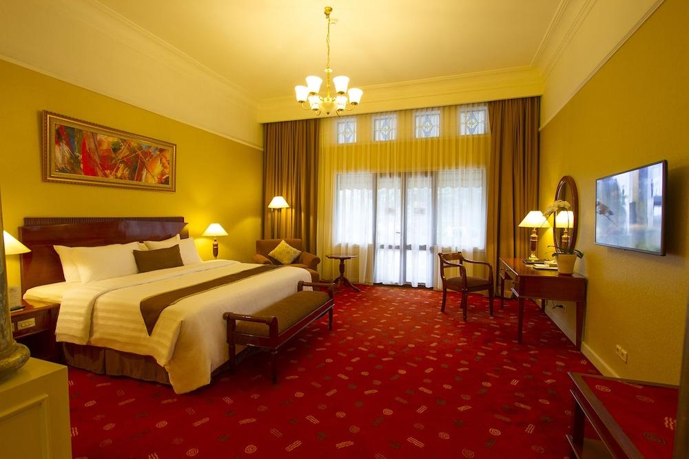 Hotel Salak The Heritage