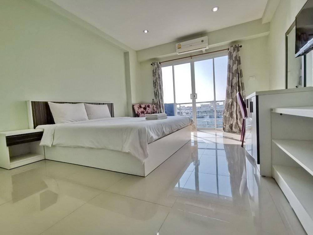 Chevasai Hua Hin Hotel