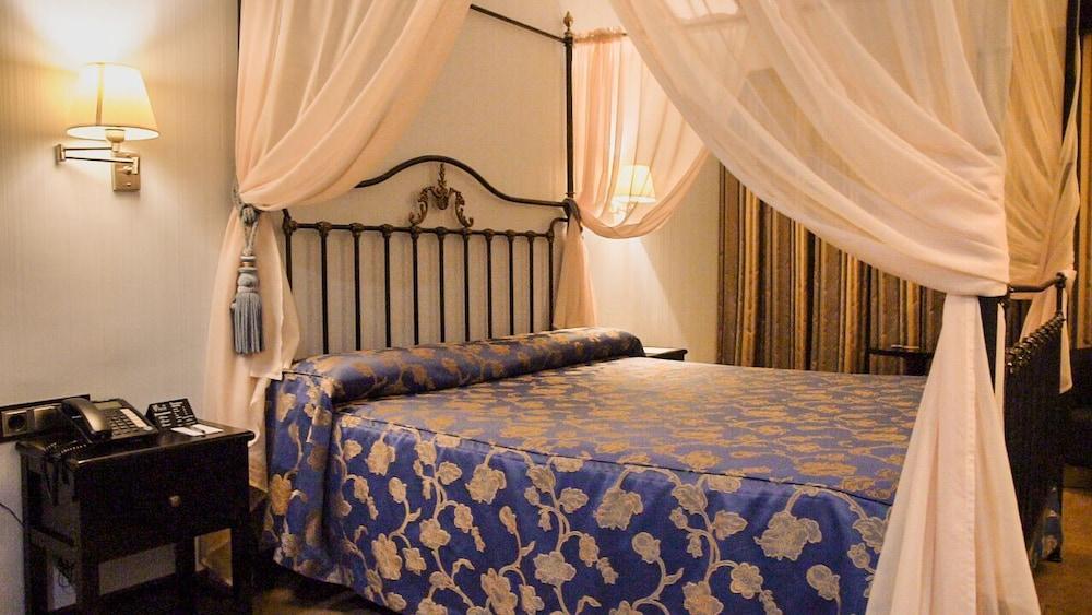 Complejo Enoturístico Finca La Estacada