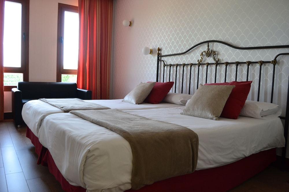 Complejo Enoturístico Finca La Estacada