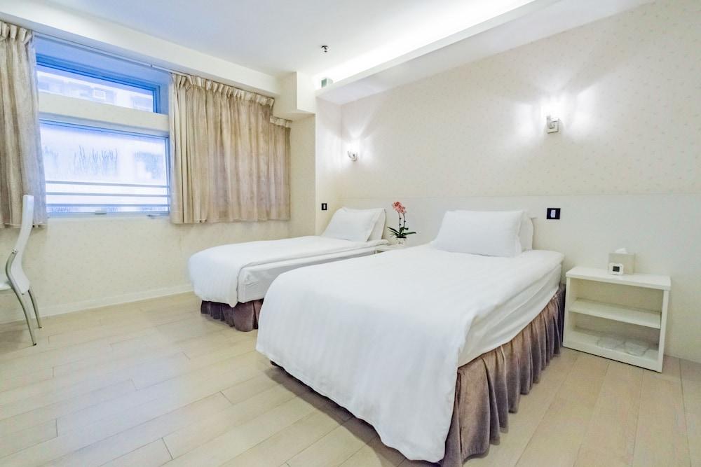 Mingle Place With The Star