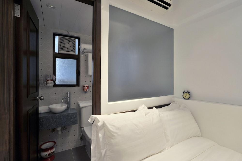 Mingle Place by The Park