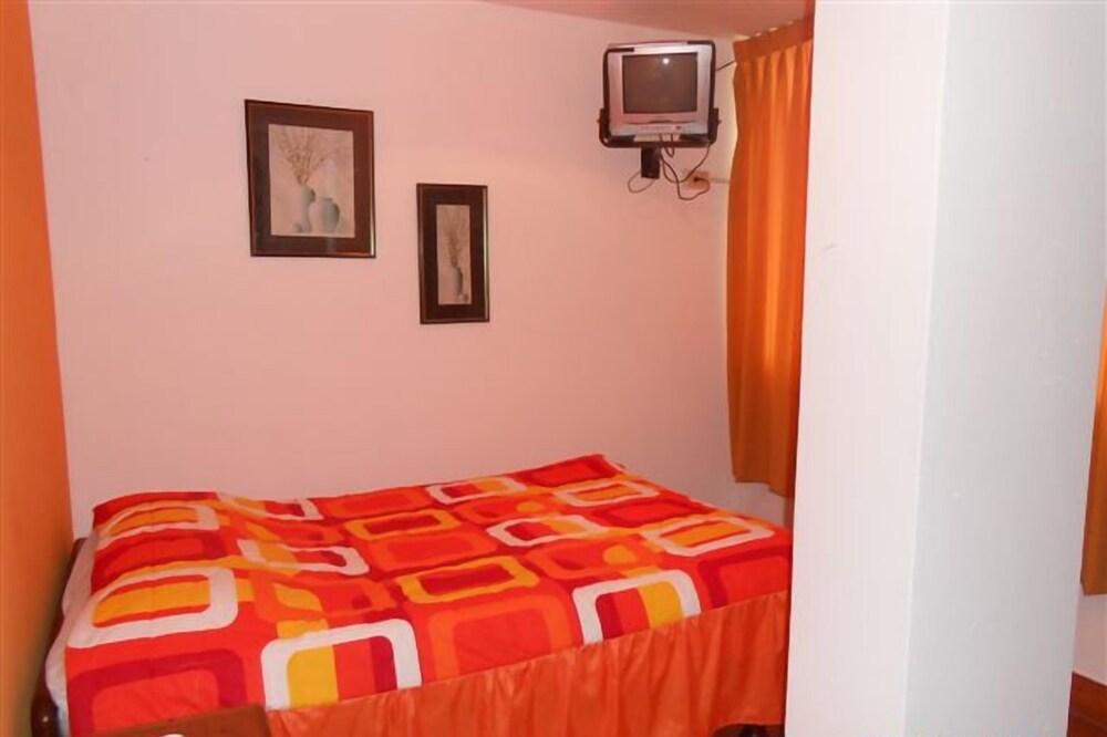 Hostal Residencial Cesar Alberto