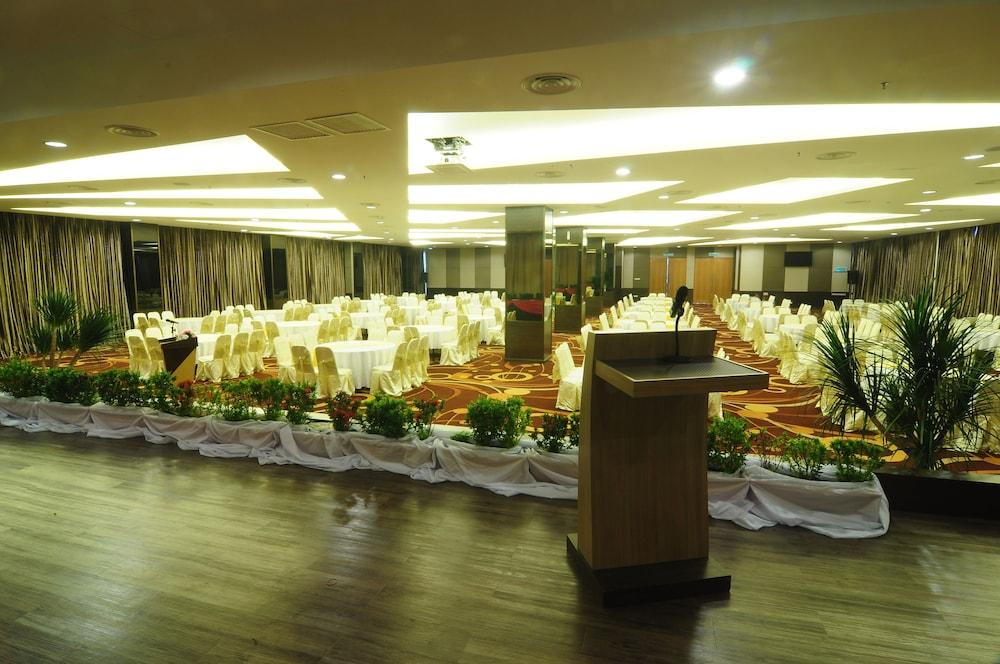 Sri Manja Boutique Hotel